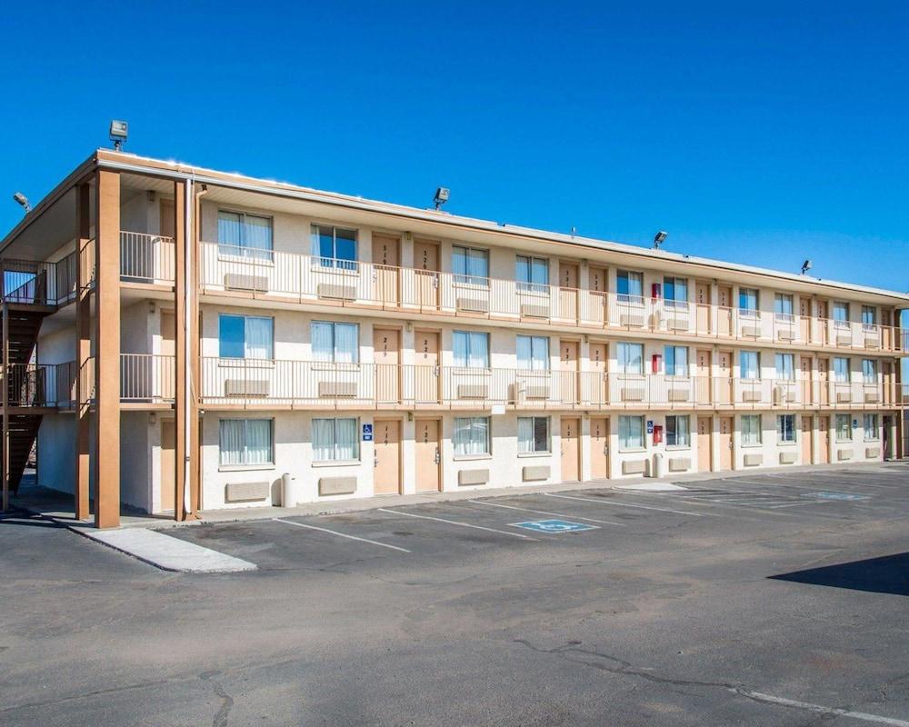 Rodeway Inn Пуебло Екстер'єр фото