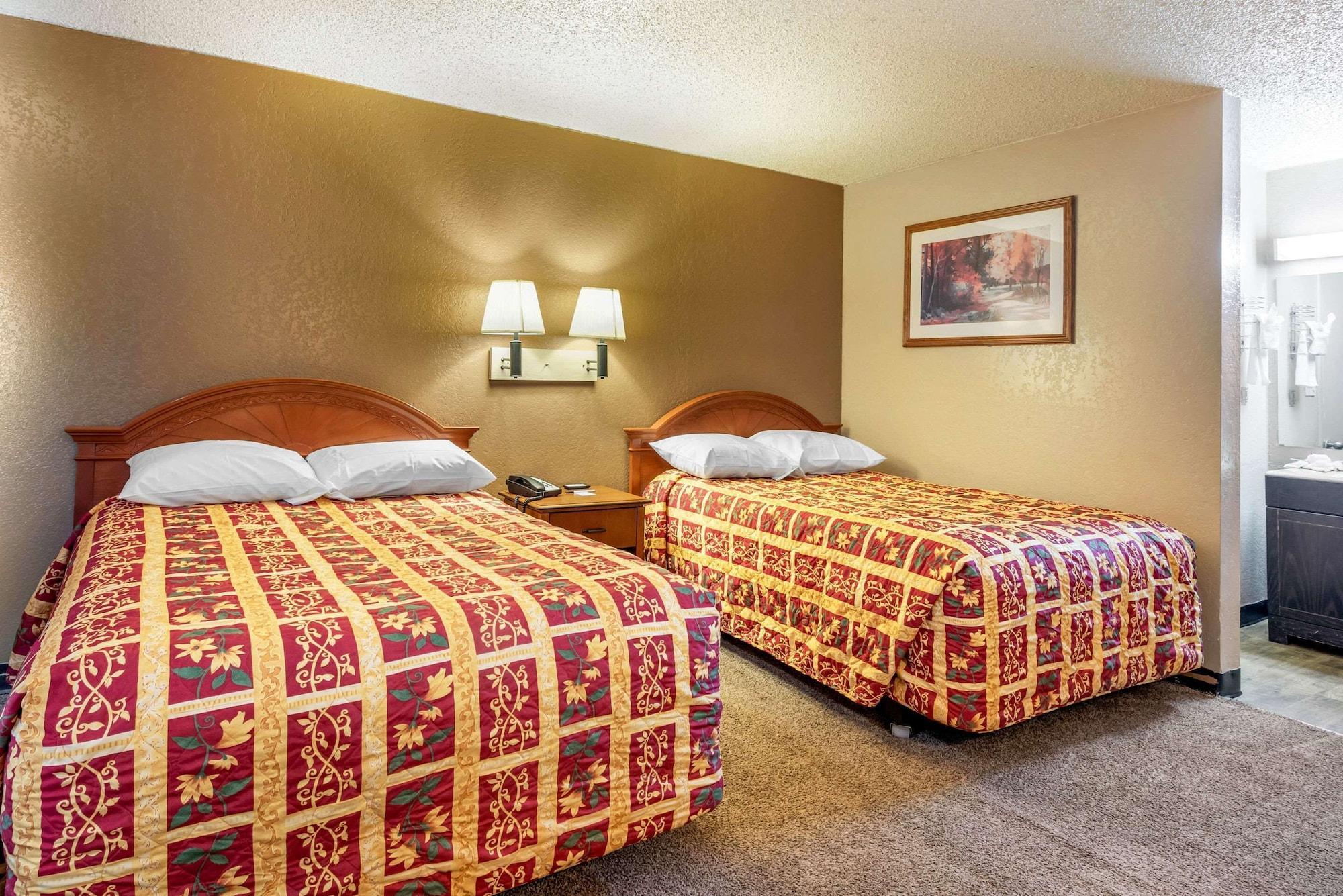 Rodeway Inn Пуебло Екстер'єр фото